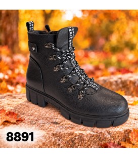 Дамски боти 8891